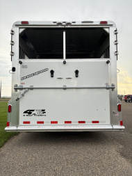 New 2026 4-Star 5-7 Head to Head Horse Trailer