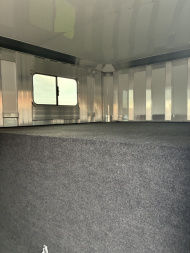 New 2026 4-Star 5-7 Head to Head Horse Trailer