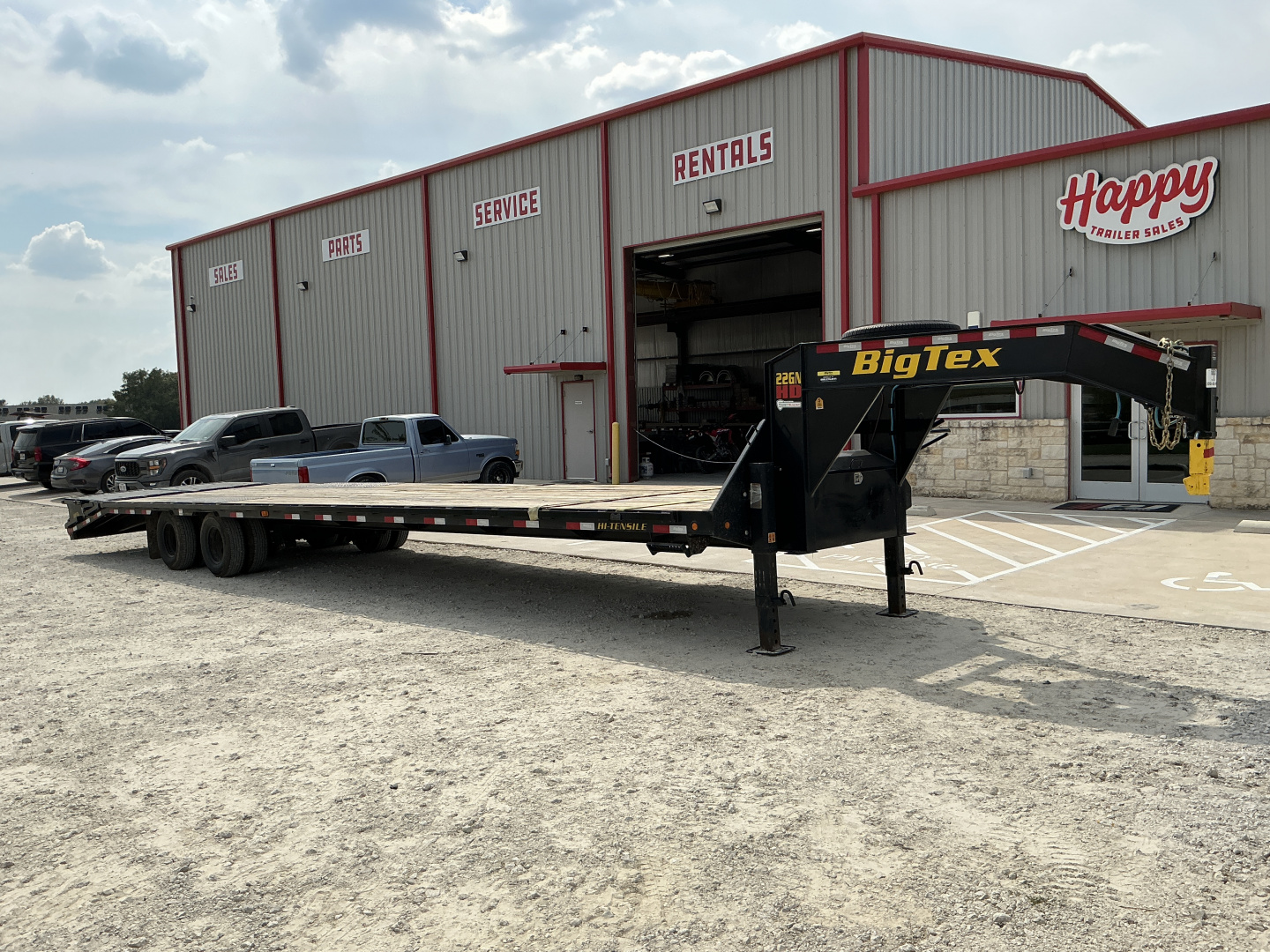 Used 2025 Big Tex 102"x40' GN Flatbed w/ Mega Ramps