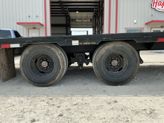 Used 2025 Big Tex 102"x40' GN Flatbed w/ Mega Ramps