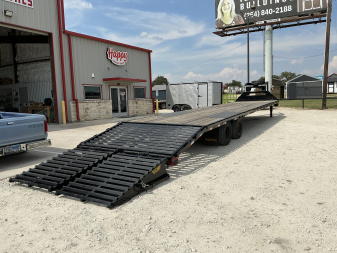 Used 2025 Big Tex 102"x40' GN Flatbed w/ Mega Ramps