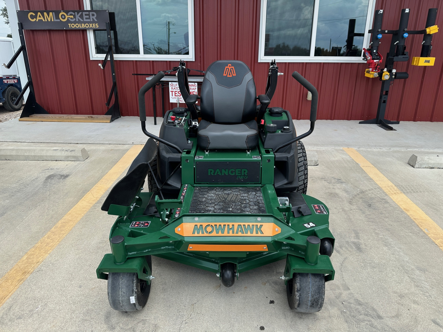 New 2025 - Mowhawk - Zero Turn Mower - Ranger Pro 54"