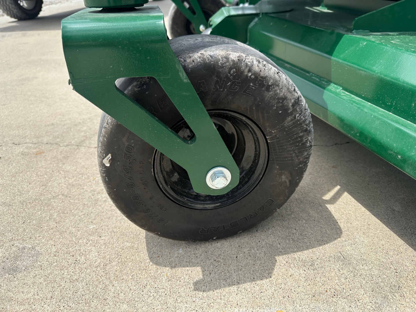 New 2025 - Mowhawk - Zero Turn Mower Commander Pro 72"