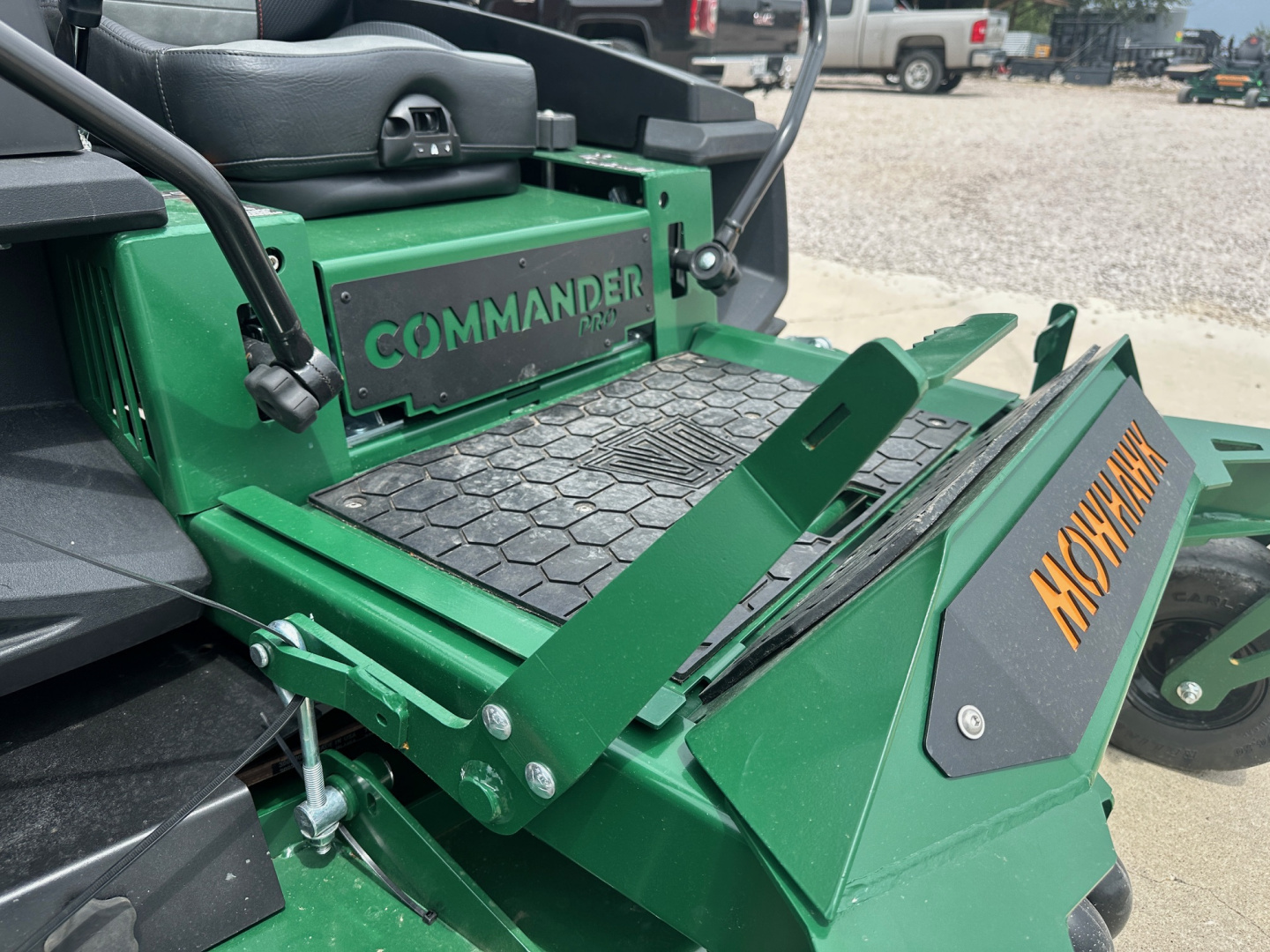 New 2025 - Mowhawk - Zero Turn Mower Commander Pro 72"