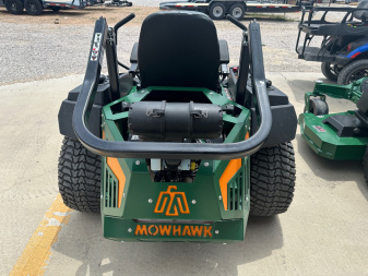 New 2025 - Mowhawk - Zero Turn Mower Commander Pro 72"