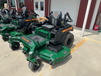 New 2025 - Mowhawk - Zero Turn Mower - Commander Pro 72"