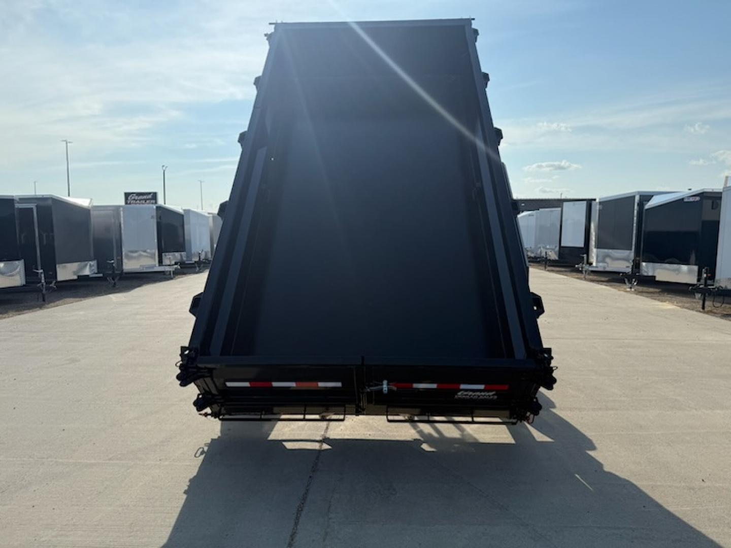 New 2026 Midsota HV-14 Dump Trailer