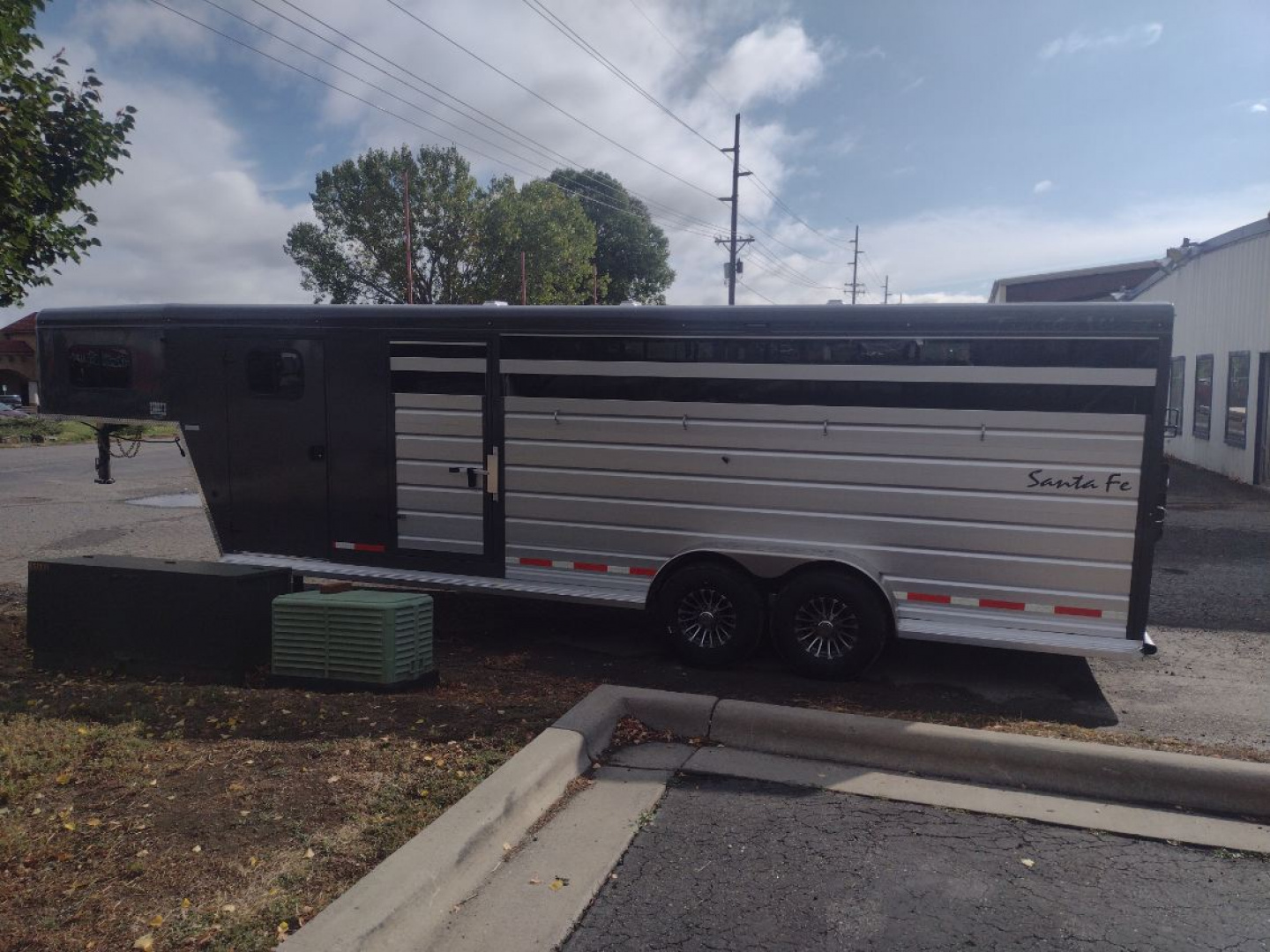 New 2026 Trails West 24' Stock / Combo Trailer