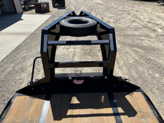 New 2026 PJ 102"x40' GN Low-Pro Air-Ride Flatbed w/ Duals - LD