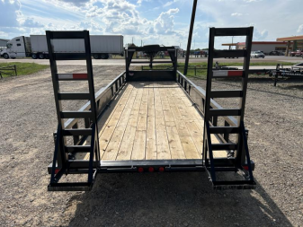 New 2026 PJ 83"x20' Gooseneck Angle Pipetop Trailer – P8