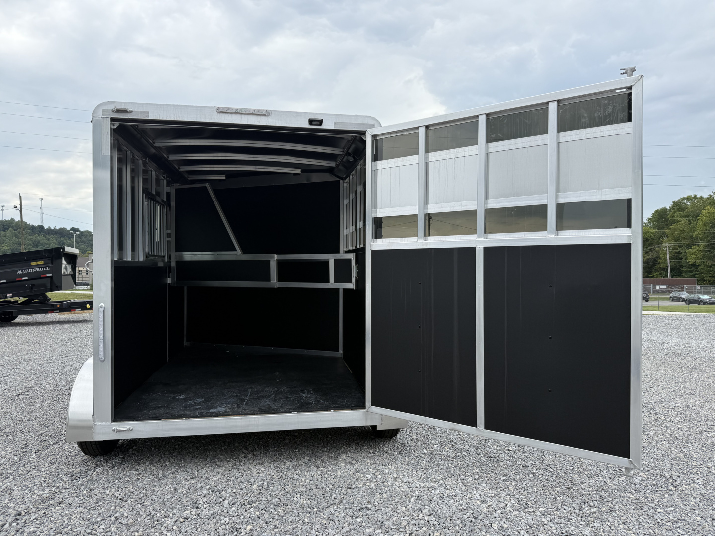 New 2025 Shadow 2 HORSE SLANT STABLEMATE Stock / Stock Combo Trailer