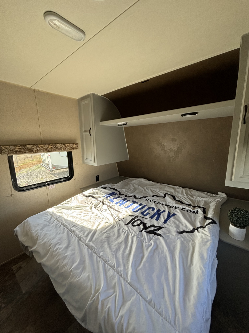 Used 2013 Jayco Jay Flight SLX Travel Trailer