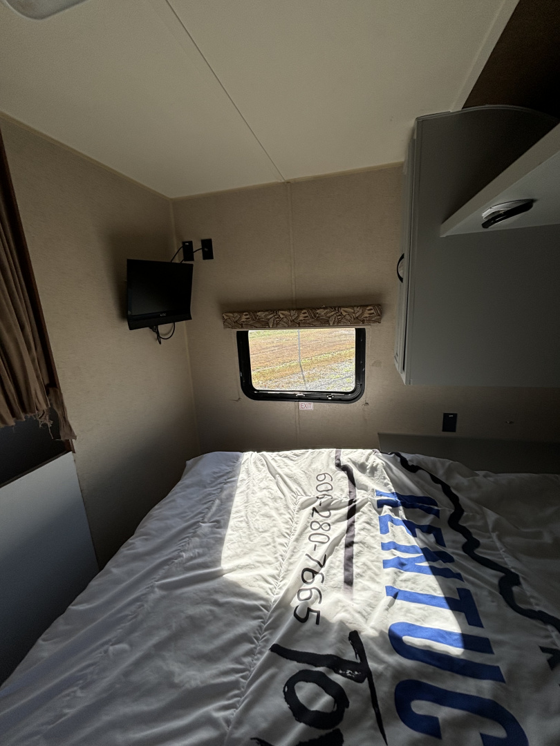 Used 2013 Jayco Jay Flight SLX Travel Trailer