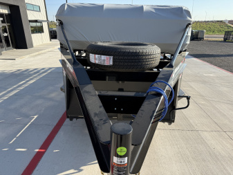 New 2026 Delco 6'8"x24' GN Bar Top Livestock Trailer - B8 Cattleman