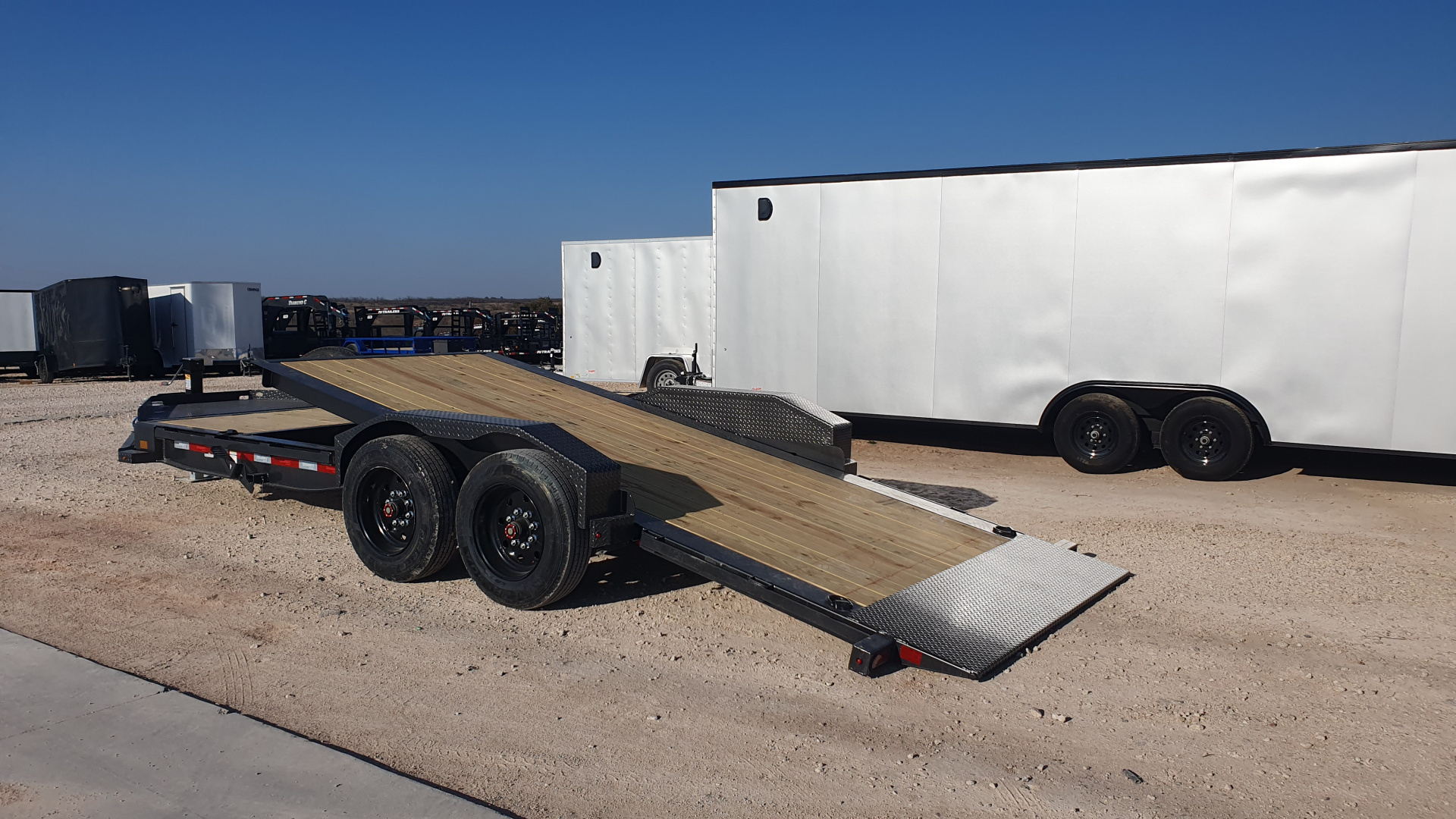 New 2026 Diamond C 80"x20' BP Hydraulically Dampened Tilt - HDT208 Pacesetter Edition