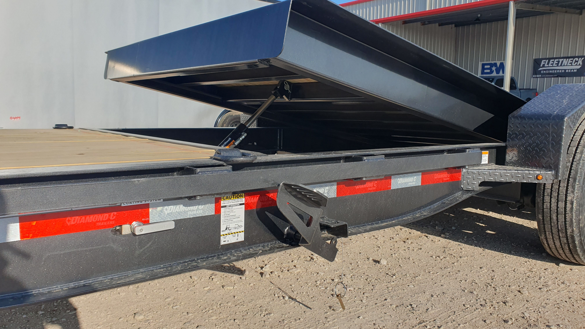 New 2026 Diamond C 80"x20' BP Hydraulically Dampened Tilt - HDT208 Pacesetter Edition