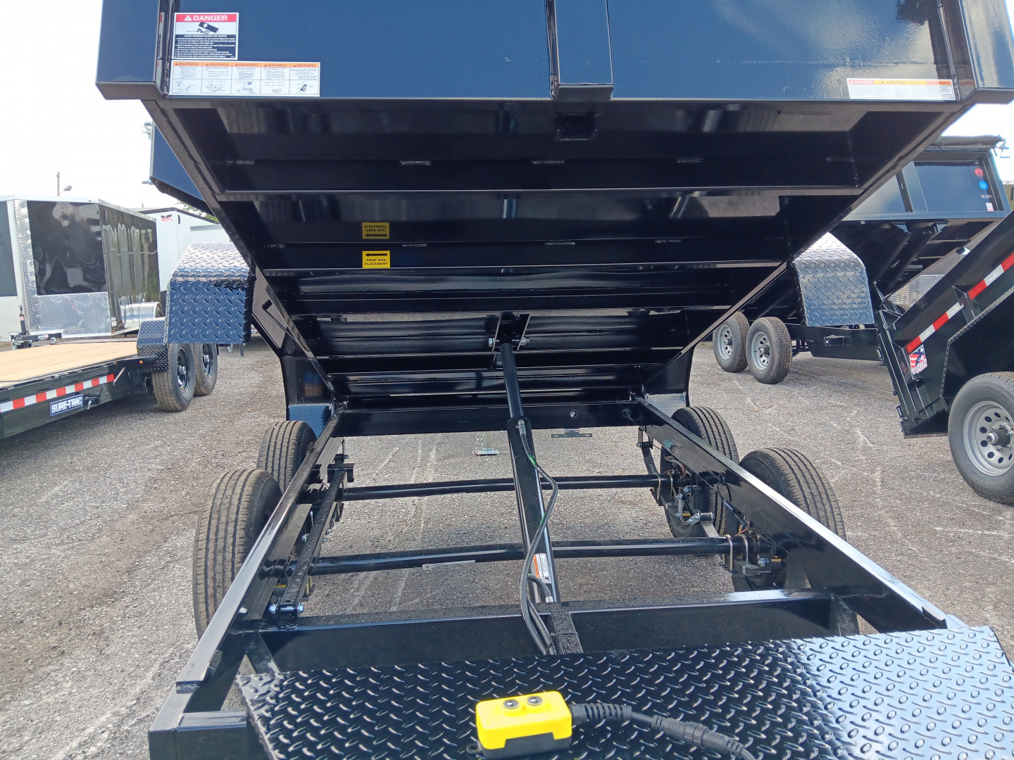 New 2026 SURE-TRAC 5X10TA 7K HOMEOWNER Dump Trailer