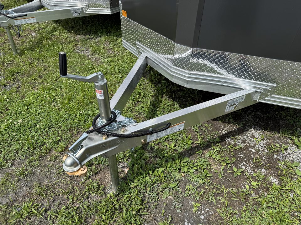 2027 E-Z Hauler photo 5