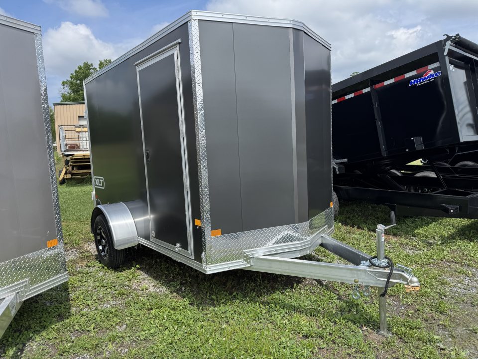 2027 E-Z Hauler