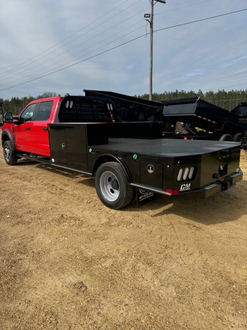 New CM Truck Beds SK DELUXE 84CA CC