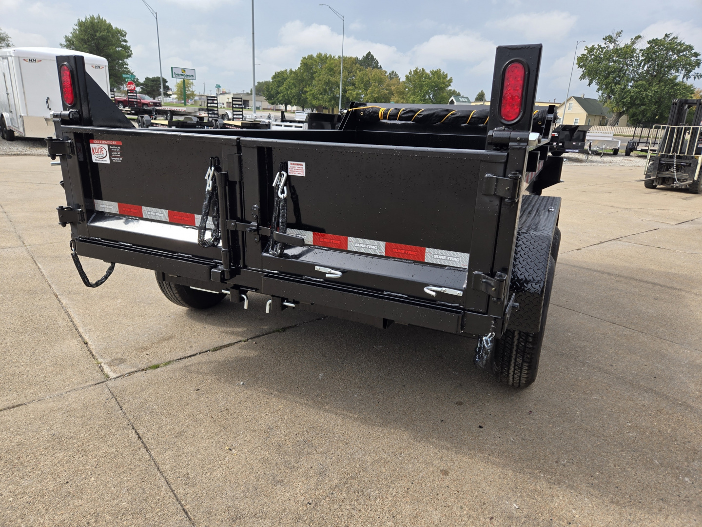 New 2026 Sure-Trac 6 x 10 SD Low Profile Dump Trailer 10K Single Ram Dump Trailer