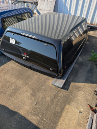 New 2025 LEER 100XR Truck Cap 2023-2026 FORD SUPERDUTY 6'9  BED 69FS23