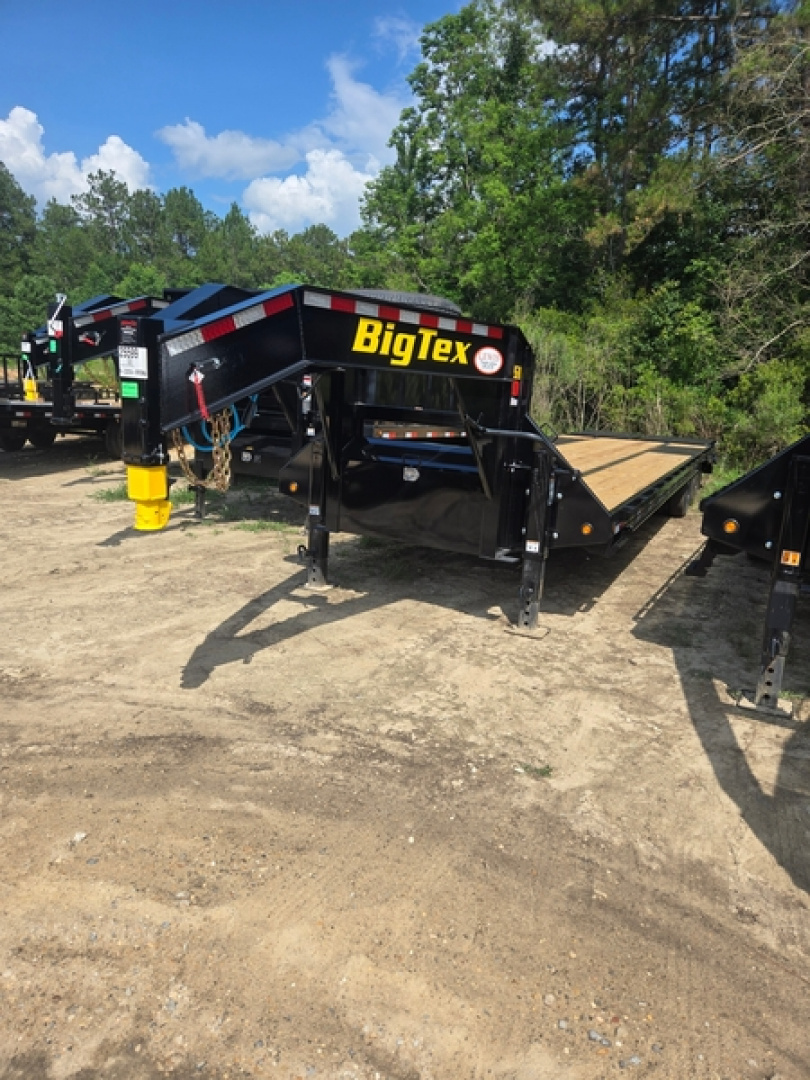 New Big Tex Trailers 28' + 5' Tandem Axle Gooseneck Equipment 23,900 GVWR