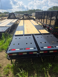 New Big Tex Trailers 28' + 5' Tandem Axle Gooseneck Equipment 23,900 GVWR