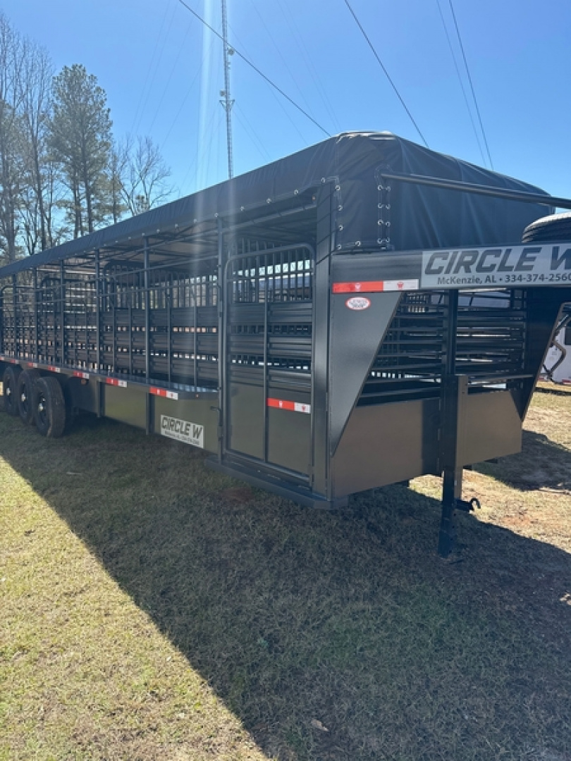 New Circle W 28' Stock 23,900 GVWR