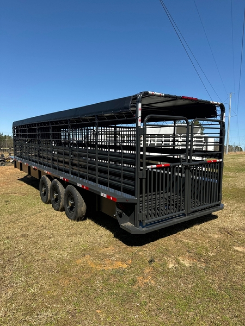 New Circle W 28' Stock 23,900 GVWR