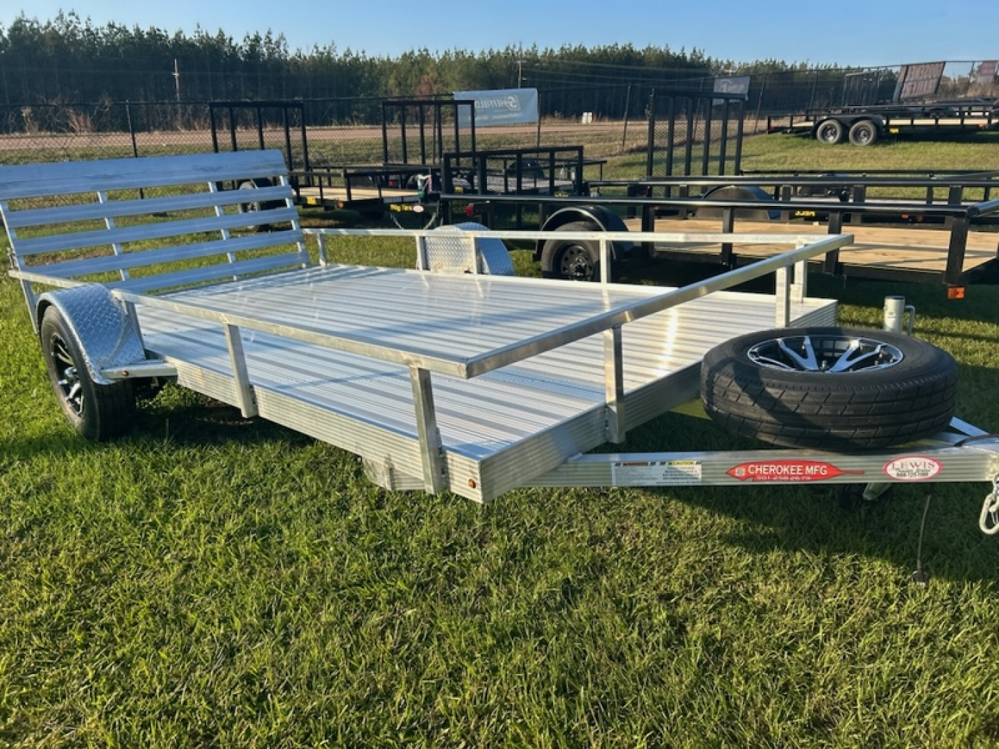 New Cherokee Manufacturing 14' Aluminum Utility