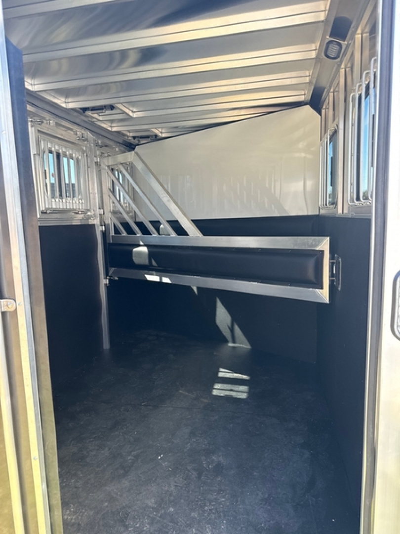 New Alcom 11' Tandem Axle 2 Horse 7000 GVWR