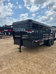 New 2025 Circle W 20' GN LIVESTOCK