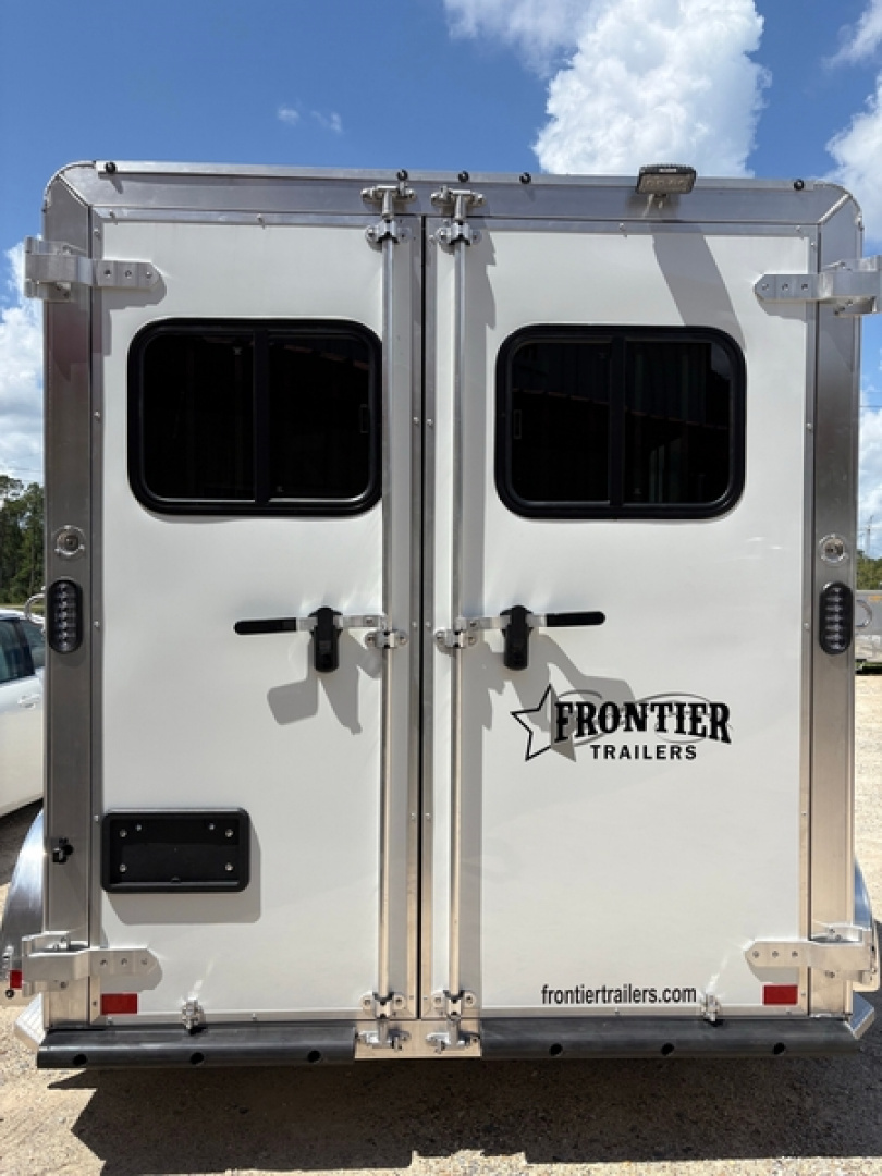 New 2026 ALCOM 2 HORSE ALUMINUM SLANT LOAD COMBO WITH TACK ROOM