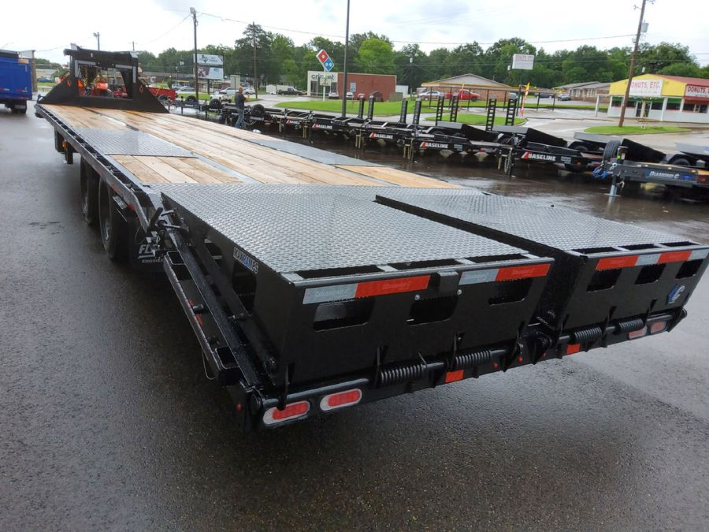 New 2025 Diamond C Trailers FMAX216MR/XDR 2.0 Flatbed Trailer