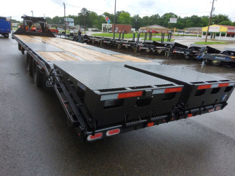 New 2025 Diamond C Trailers FMAX216MR/XDR 2.0 Flatbed Trailer