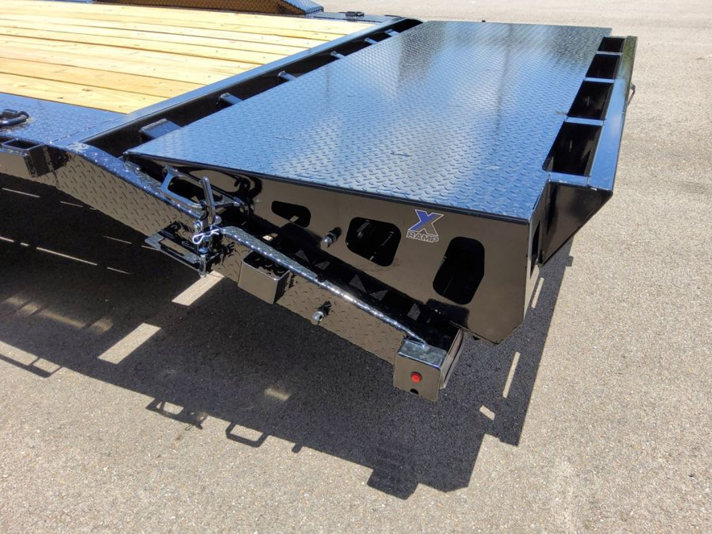 New 2025 Diamond C Trailers LPX210-GN Equipment Trailer