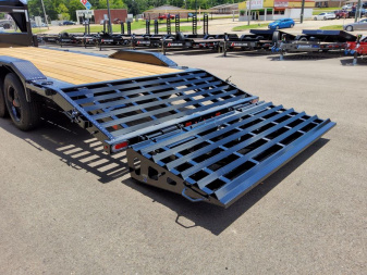 New 2025 Diamond C Trailers LPX210-GN Equipment Trailer