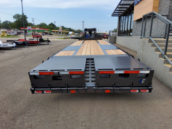 New 2026 Diamond C Trailers FMAX210MR/XDR 2.0 Equipment Trailer