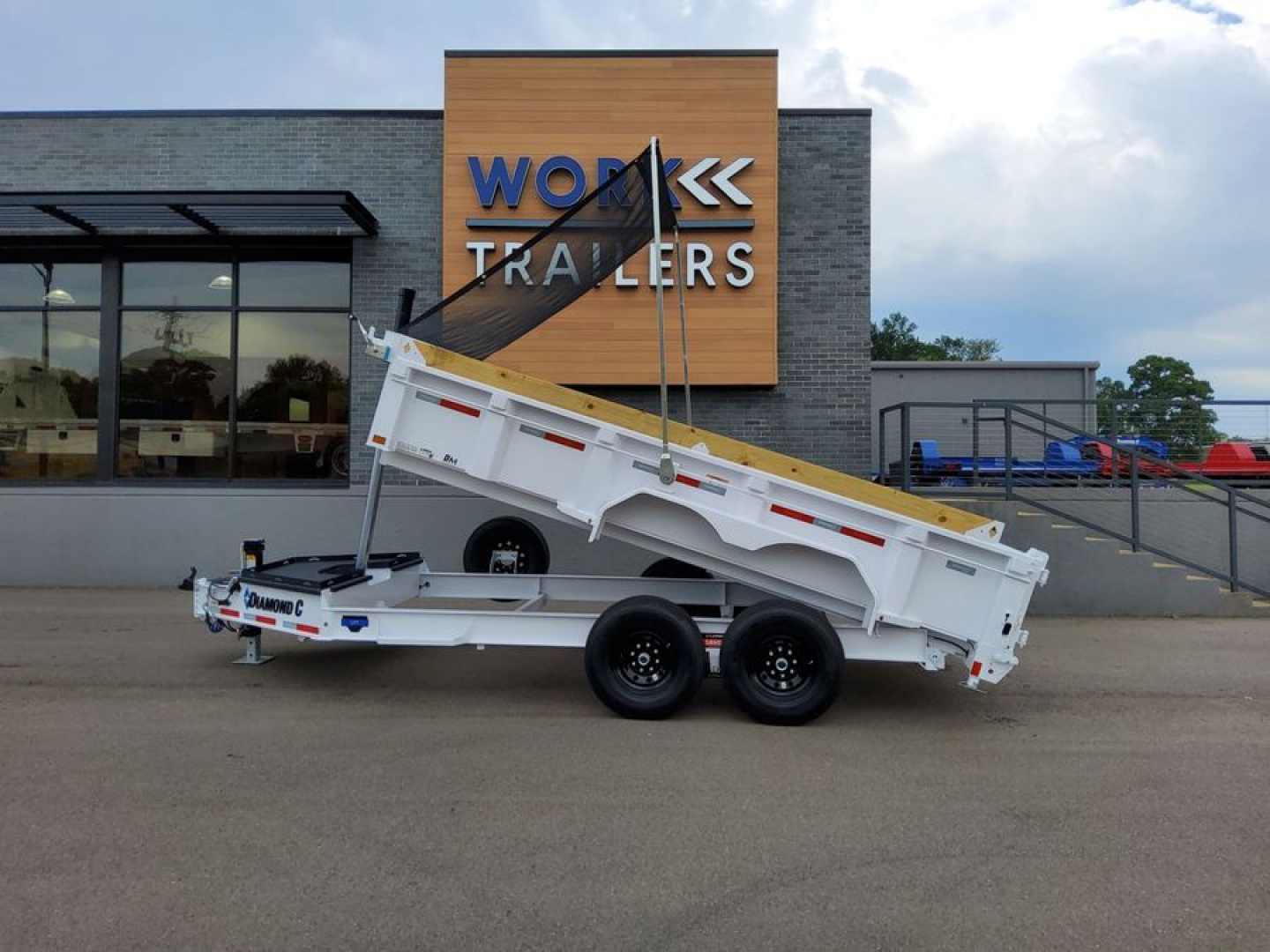 New 2026 Diamond C Trailers LPT207 Dump Trailer