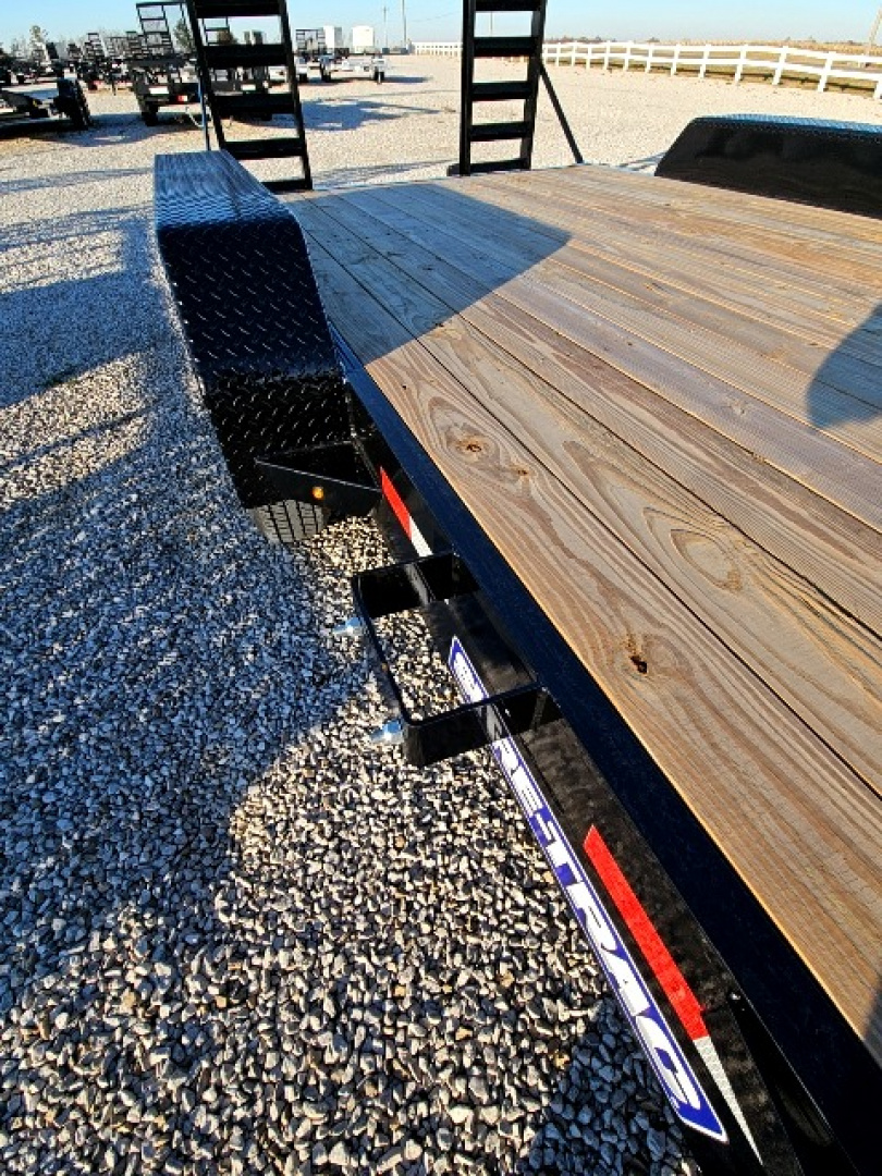 New 2026 Sure-Trac 82 x 18 (16+2) 10K Equipment Trailer