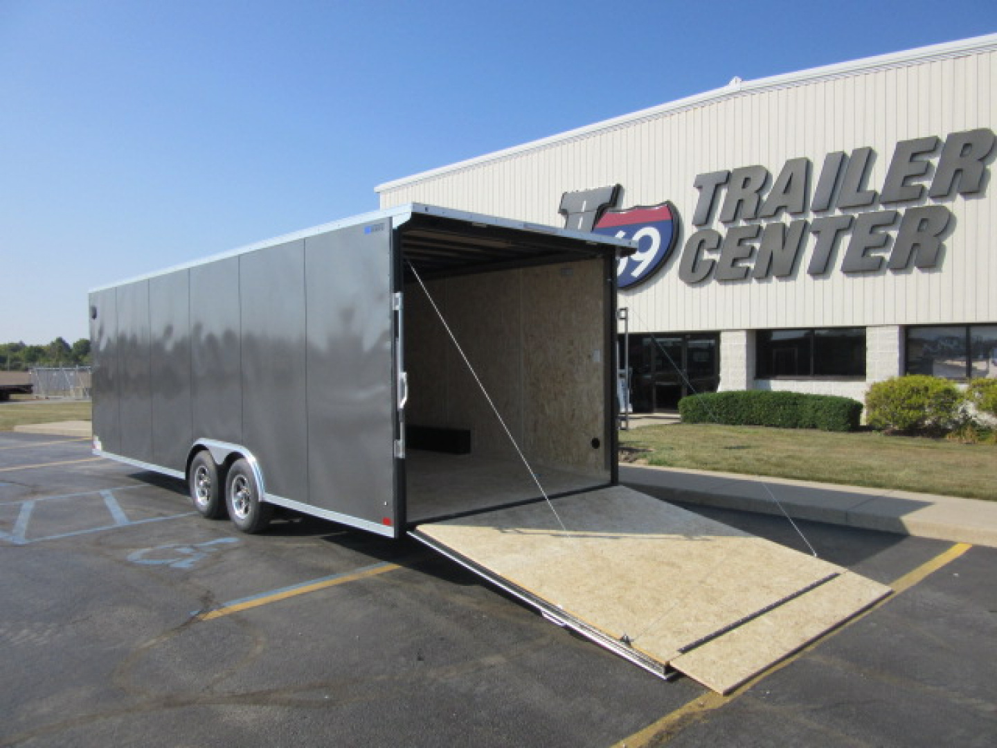 New 2026 ITI Cargo 8.5 x 24 SE Series Y10224HLFVCH-TA-100 Car / Racing Trailer 10K