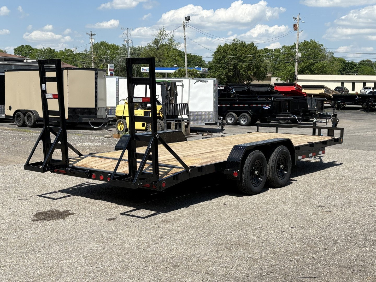 New 2026 PJ Trailers 83" x 20' - 5 in. Channel (CE) 10K GVWR Equipment Trailer