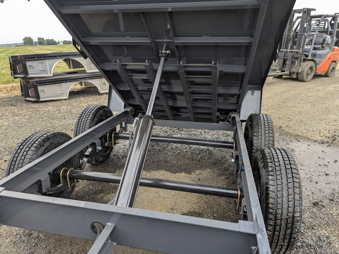 New 2026 LAMAR TRAILERS DT 83x14 14K Dump Trailer 24" SIDES