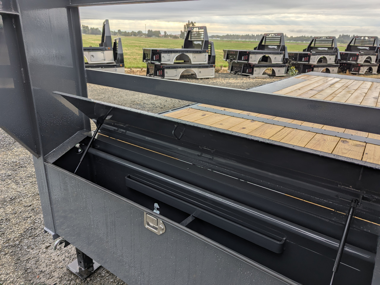 New 2026 Lamar Trailers 102X26/21K FULL TILT Trailer GOOSENECK