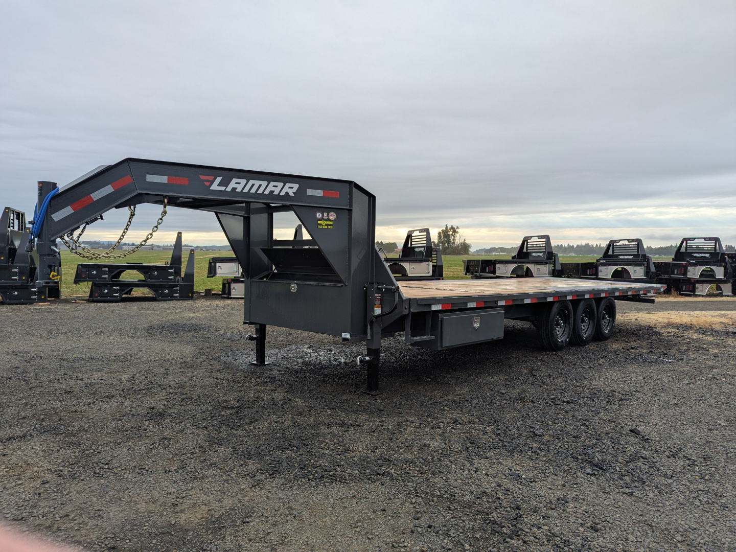 New 2026 Lamar Trailers 102X26/21K FULL TILT Trailer GOOSENECK
