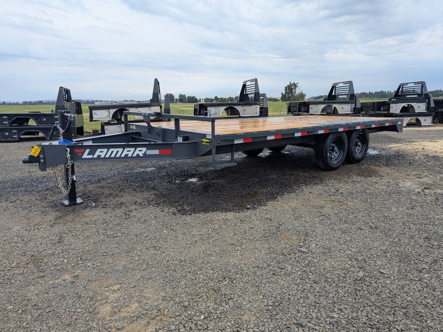 New 2026 Lamar Trailers 102X18/14K Deckover Trailer