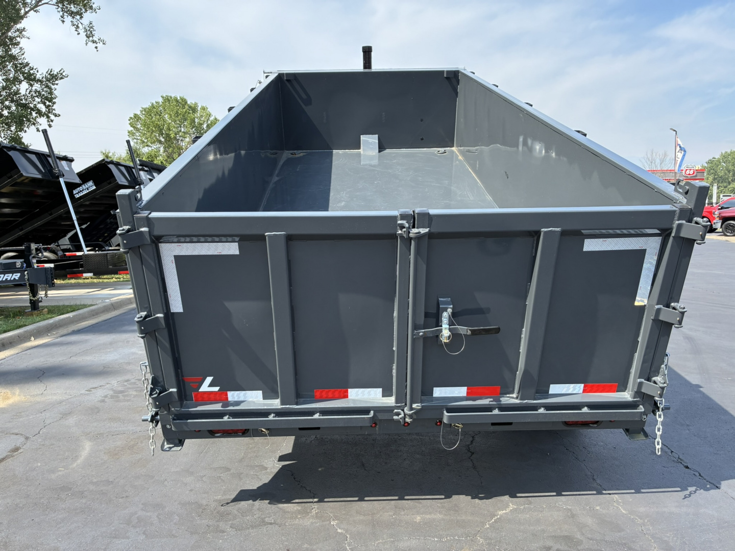 New 2026 Lamar Trailers 83"X16' DT-14K Telescopic dump Dump Trailer