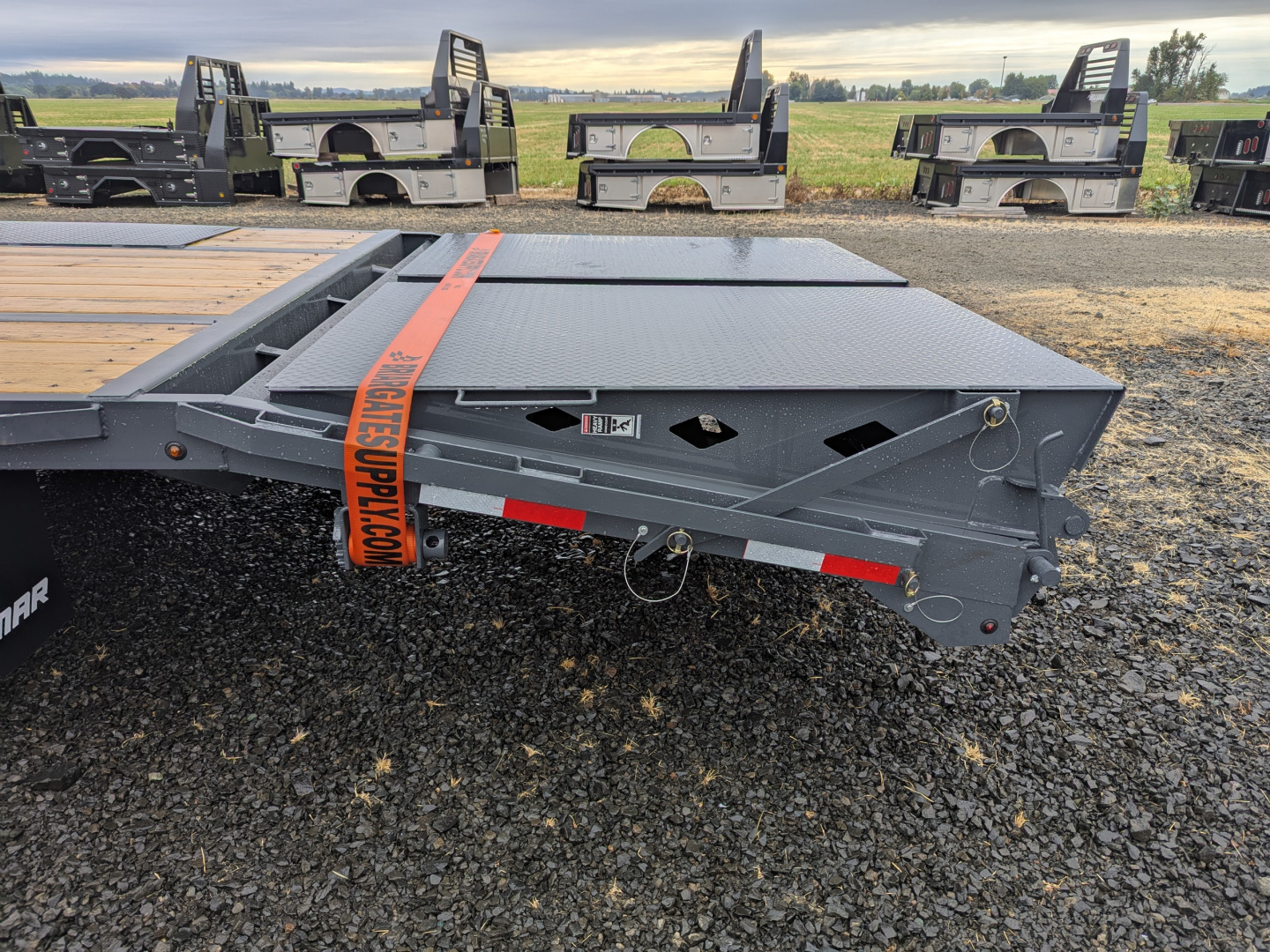 New 2026 Lamar Trailers FD 102X32/24K GOOSENECK Flatbed Trailer 6" SIDES