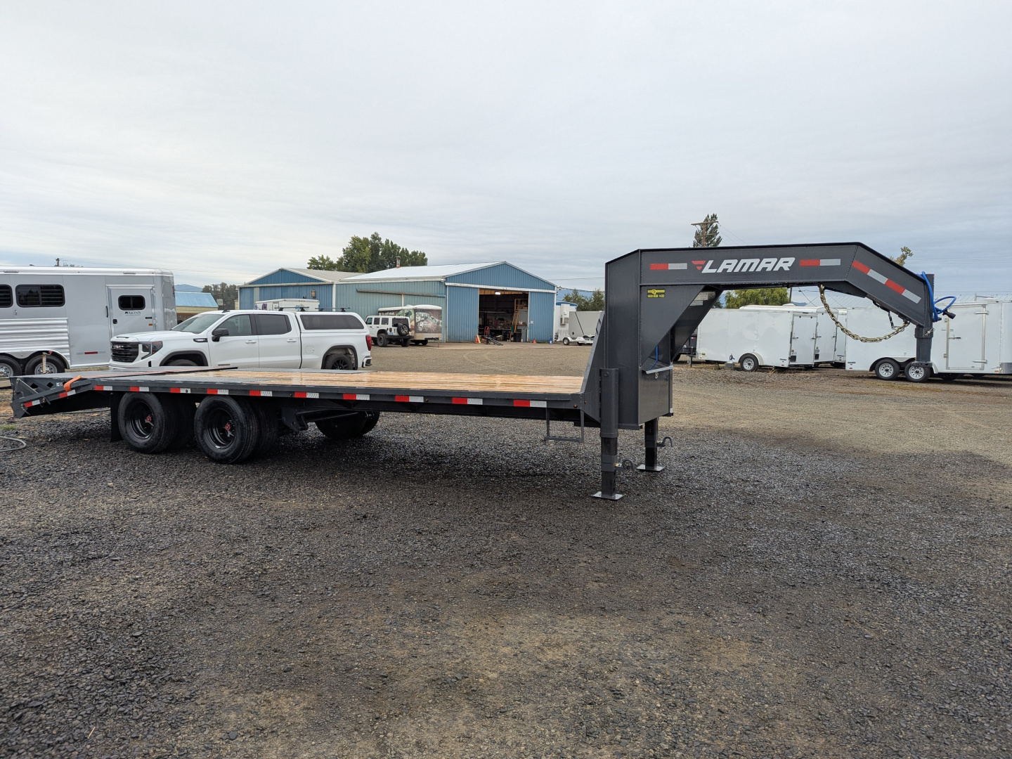 New 2026 Lamar Trailers FD102X25/24K GOOSENECK Flatbed Trailer 6" SIDES